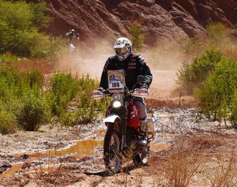 Bultaco - Dakar 2011 moto rally Pursang 370 Bultaco guidata da Ignacio Chivite width=