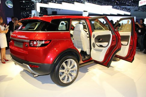 Land Rover - Rage Rover Evoque 5 porte posteriore e sportelli width=
