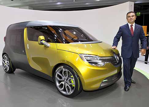 Renault - Renault Frendzy Concept al Francoforte Motor Show con Carlos Ghosn width=