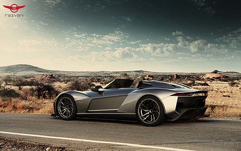 Rezvani - Il design è aggressivo e scolpito, con le linee del corpo vettura che si estendono per creare un aspetto aerodinamico. L’aria fluisce sulla vettura per fornire il massimo carico aerodinamico alle alte velocità . width=
