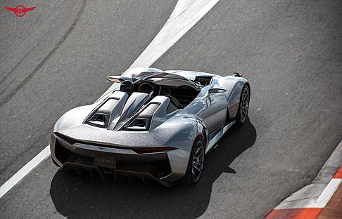 Rezvani - Per la BEAST 300 Launch Edition, i primi due fortunati clienti dovranno sborsare 99,500 dollari. Più cara la BEAST 500, venduta a partire da 124.900 dollari. width=