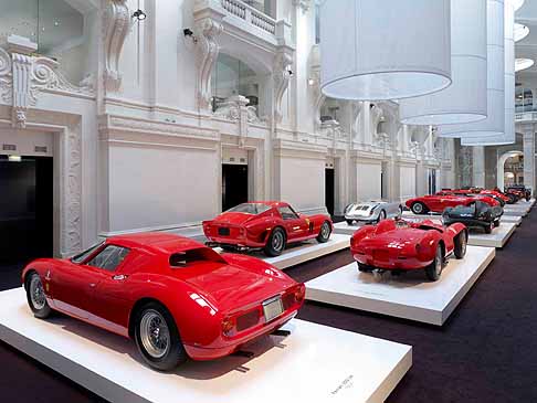 Ferrari - Room Ferrari rare cars collezione straordinaria di Ralph Lauren in mostra a Parigi width=