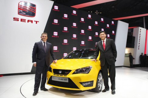 Seat - Le dimensioni compatte rendono la Ibiza CUPRA ideale per la mobilità quotidiana, ma senza rinunciare alla sportività. width=