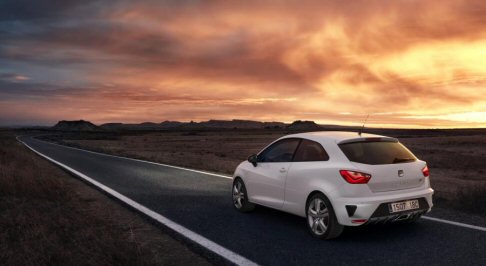 Seat - Il telaio della Ibiza CUPRA è stato messo a punto per ottenere la massima agilità e precisione. width=