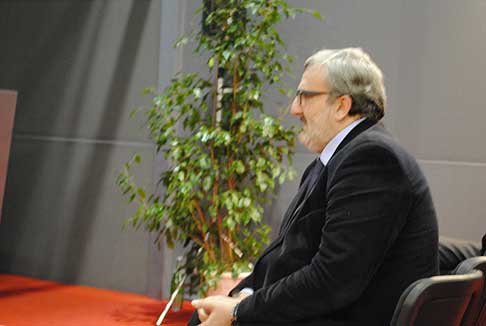 Smart City - Smau Bari 2012 il sindaco Michele Emiliano di Bari width=