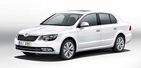 Skoda - La gamma delle motorizzazioni include nuovi propulsori più efficienti, grazie all’offerta del sistema start-stop e il dispositivo per il recupero dell’energia in frenata, proposti di serie per tutte le motorizzazioni Diesel.  width=