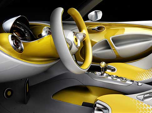Smart - Smart for-us interni della concept car futuristica width=