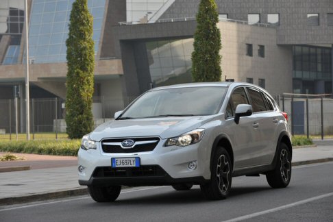 Subaru - Elemento di distinzione dai modelli del suo segmento, Subaru XV offre la trazione integrale permanente in abbinamento a tutte le unità width=