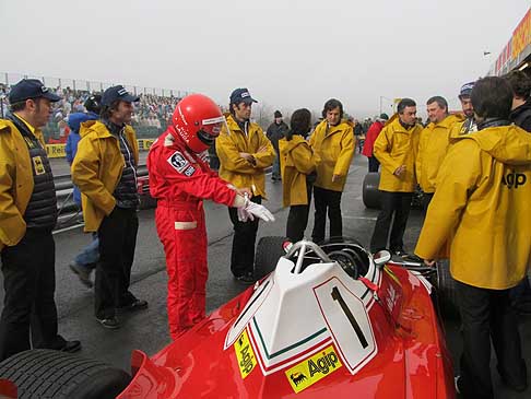 Film di Niki Luda - team Ferrari e pilota Niki Lauda interpretato da Daniel Bruhl width=
