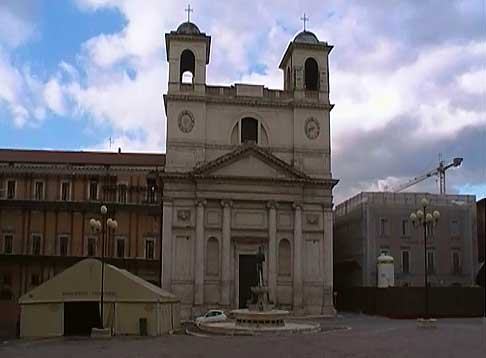 Terremoto L´Aquila - Sono trascorsi ben sei anni dal tragico evento che colpito l’Aquila proprio nella notte del 6 aprile, quando tra urla e grida disperazione, la cittadinanza è stata travolta da un terremoto che ha devastato case, palazzi antichi, scuole e piazze width=