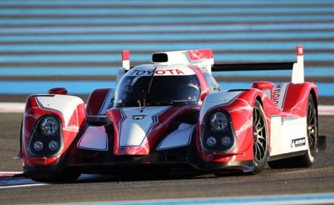 Toyota - Toyota TS010 ibrida per le 24 ore di Le Mans width=