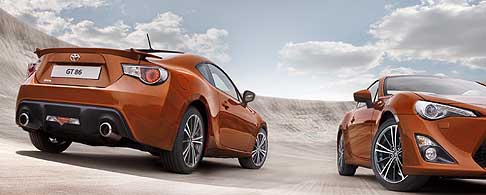 Toyota - Cars Toyota GT 86 auto sportiva width=