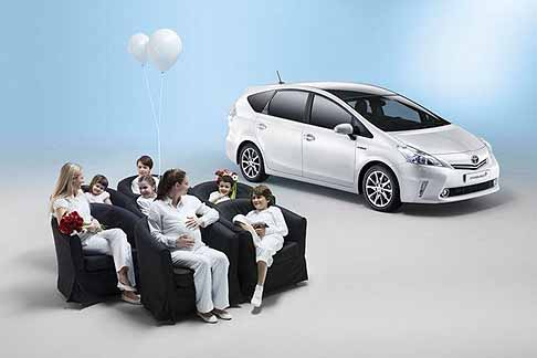 Toyota - Toyota Prius + per la famiglia width=
