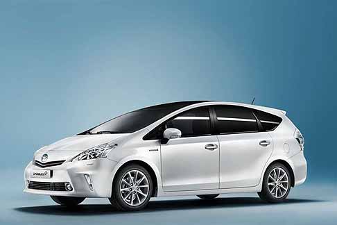 Toyota - Toyota Prius + full hybrid 2011 width=
