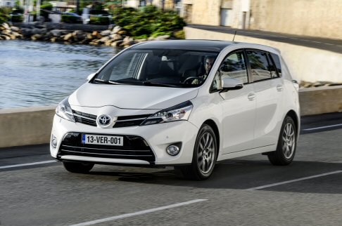Toyota - Continua l’offensiva di Toyota sul mercato del Vecchio Continente, puntando oltre al modello Auris anche sulla rinnovata Verso, per contendere sempre maggiori fette di mercato ai propri avversari nel l’affollato segmento C.  width=