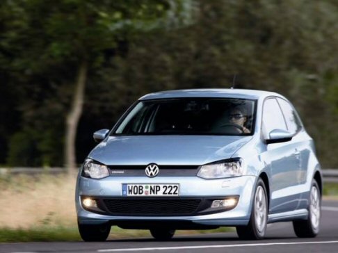 Volkswagen - La prova si è svolta in terra tedesca e ha visto la vettura impegnata sulle strade di Lipsia, Monaco di Baviera, Stoccarda, Francoforte e Kassel per fare poi ritorno a Wolfsburg, punto di partenza. width=