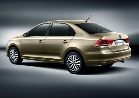 Volkswagen - La vettura garantisce inoltre sicurezza, comfort e un’immagine elegante, avvalendosi di un ricco equipaggiamento di serie. width=