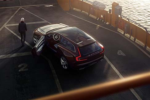 Volvo - Come le precedenti Concept Coupé e Concept XC Coupé, la Volvo Concept Estate si distingue per una nuova immagine del cofano e per la griglia anteriore fluttuante, ai cui lati spiccano i fari anteriori con nuove luci a LED per marcia diurna a forma di T.  width=