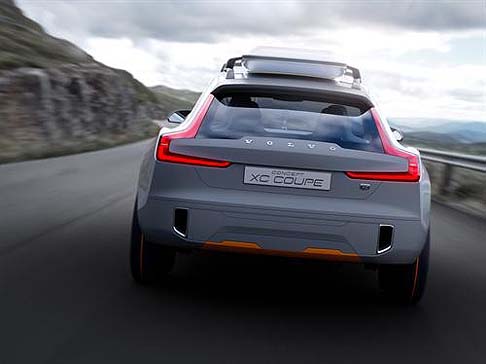 Volvo - “La Concept XC Coupé mostra come una tecnologia ingegneristica intelligente ci consenta di innalzare ulteriormente il nostro già ottimo livello di sicurezza senza compromettere il design, le dimensioni o il peso della vettura ”. width=