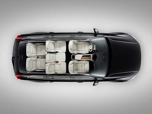 Volvo - La nuova XC90 offre l’equipaggiamento di sicurezza più completo e più sofisticato disponibile sul mercato.  width=