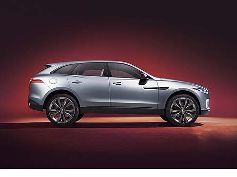 Jaguar C-X17 Silver