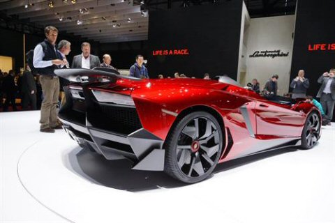 Lamborghini Aventador J
