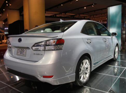 Lexus HS 250h