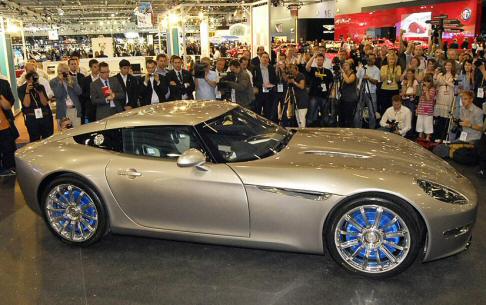 Lightning GT