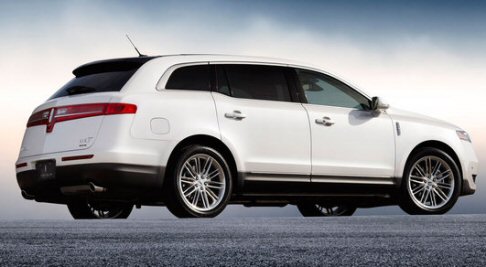 Lincoln MKT 2013