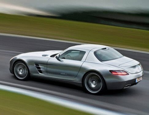 Mercedes-Benz SLS AMG