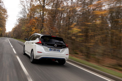 Nissan Leaf10