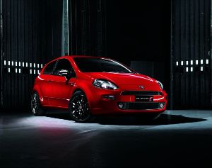 Fiat Punto Virgin Radio: il nuovo modello di questa estate Fiat Punto Virgin Radio: il nuovo modello di questa estate