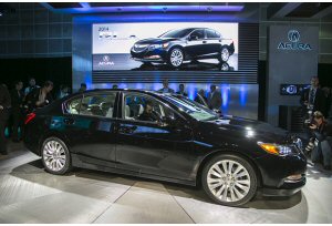 Acura RLX, novità del Salone di Los Angeles 2012