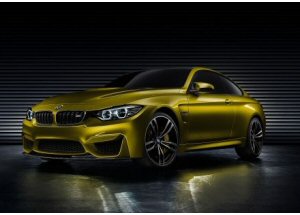 BMW M4 Concept si veste di Oro per Pebble Beach BMW M4 Concept si veste di Oro per Pebble Beach