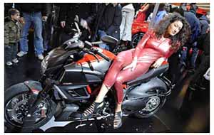 Bologna 2010, al Motor Show è il momento delle due ruote Bologna 2010, al Motor Show è il momento delle due ruote