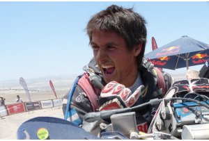 Leader la Mini di Peterhansel. Si perde Coma e vince Rodrigues su Yamaha Leader la Mini di Peterhansel. Si perde Coma e vince Rodrigues su Yamaha