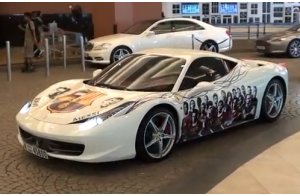 Una Ferrari 458 Italia che tifa Barcellona Una Ferrari 458 Italia che tifa Barcellona