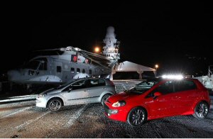 Fiat Punto Evo: la presentazione ufficiale sulla portaerei Cavour Fiat Punto Evo: la presentazione ufficiale sulla portaerei Cavour