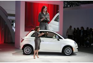 New York Auto Show, Fiat 500 C conquista il pubblico americano New York Auto Show, Fiat 500 C conquista il pubblico americano