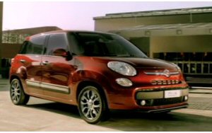 Fiat 500L: il video ufficiale è online Fiat 500L: il video ufficiale è online