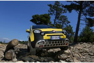 Fiat Panda Cross, agile ed efficiente Fiat Panda Cross, agile ed efficiente