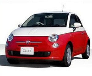 Fiat: al Motor Show una 500 bicolore Fiat: al Motor Show una 500 bicolore
