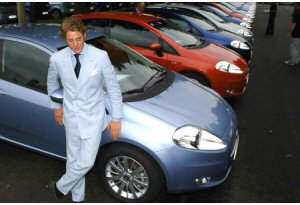 Lapo Elkann è il nuovo consulente creativo della Ferrari Lapo Elkann è il nuovo consulente creativo della Ferrari
