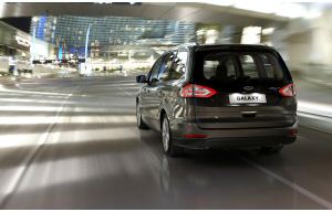 Ford Galaxy 7 posti, elegante e funzionale Ford Galaxy 7 posti, elegante e funzionale