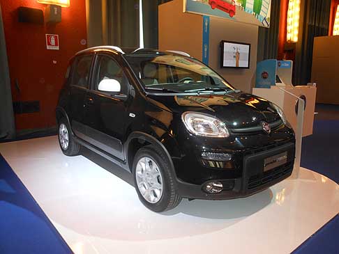 Fiat - Fiat Panda Natural Powerl versione a metano presentata H2Roma 2012 width=