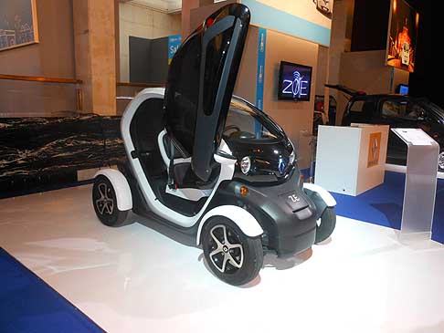 Renault - Renault Twizy zero emission si può effetturare il test drive H2Roma 2012 width=