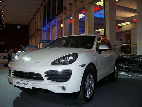 Porsche - Porsche Hybrid a bassa emissione width=
