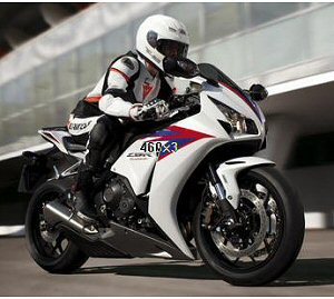 Honda CBR 1000RR Fireblade 2012: appuntamento all´Eicma