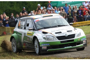 IRC, Rally Repubblica Ceca: muore uno spettatore, gara interrotta IRC, Rally Repubblica Ceca: muore uno spettatore, gara interrotta