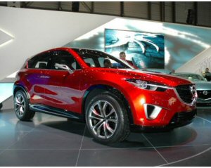 Mazda: a Ginevra va in scena il futuro Mazda: a Ginevra va in scena il futuro